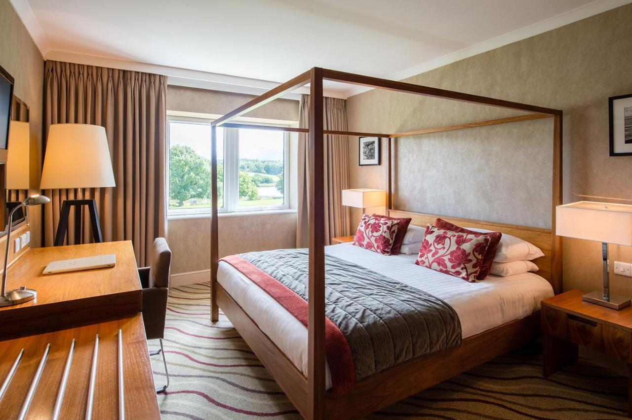 Lakeside Park Hotel & Spa Fishbourne  Εξωτερικό φωτογραφία